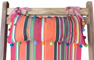 skipping-deckchair-headrest-sq.jpg