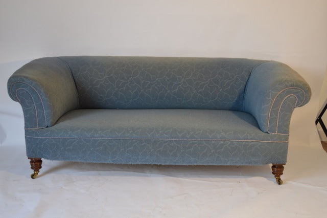 What a Stunning Victorian Chesterfield!