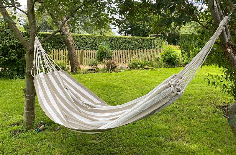 beige-white-striped-hammock-archery-stripe.jpg