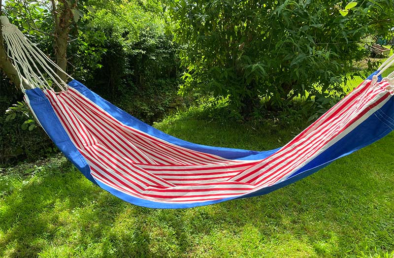 blue-white-red-stripe-hammock-new-york-blue.jpg