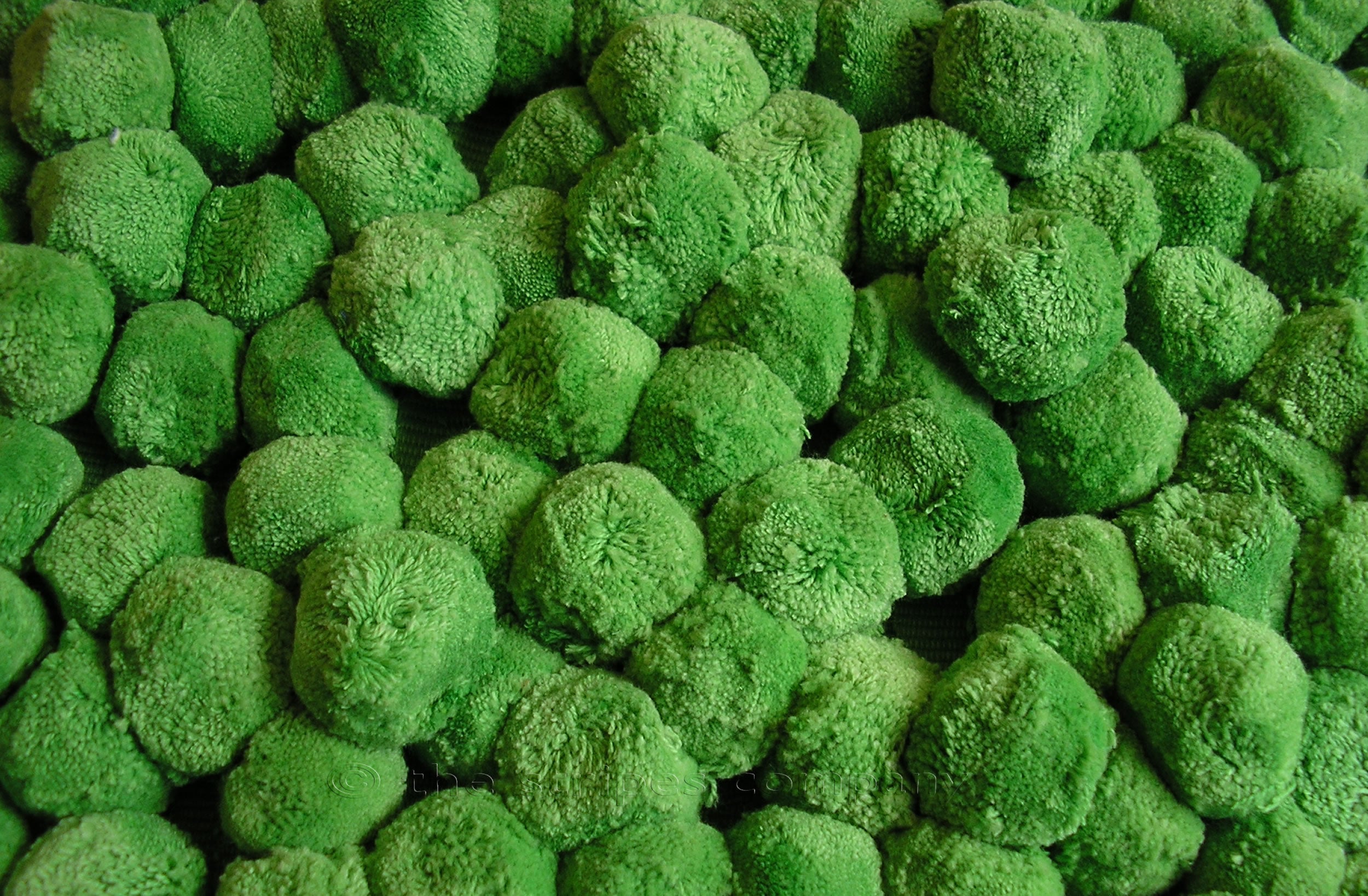 bobble-fringe-large-emerald-green.jpg
