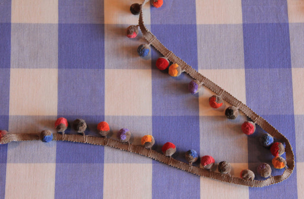 bobble-fringe-multicolour-horseshoe.jpg