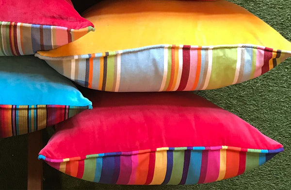 coral-red-velvet-piped-hnh-cushion.jpg
