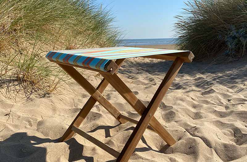 folding-wooden-stool-petanque-ls.jpg