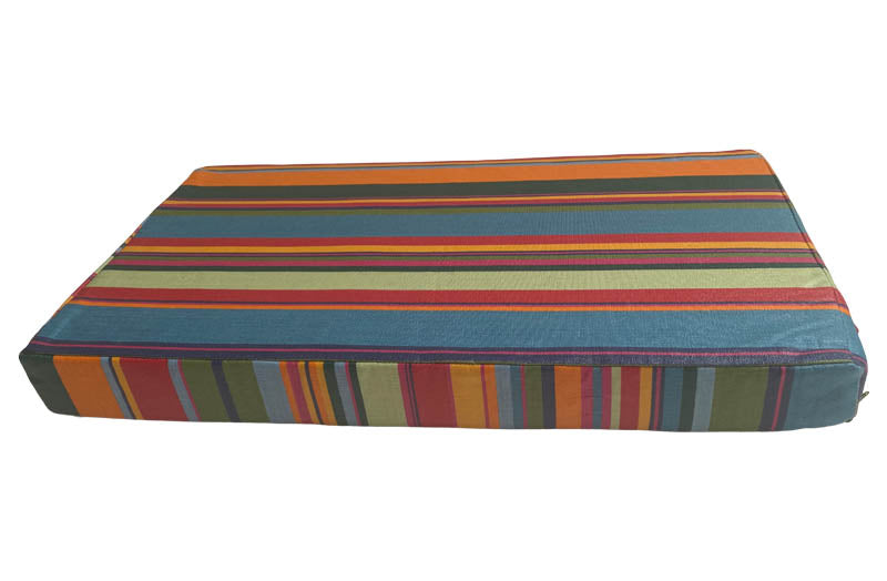 garden-kneeler-mat-multi-stripe-bowling-1h.jpg