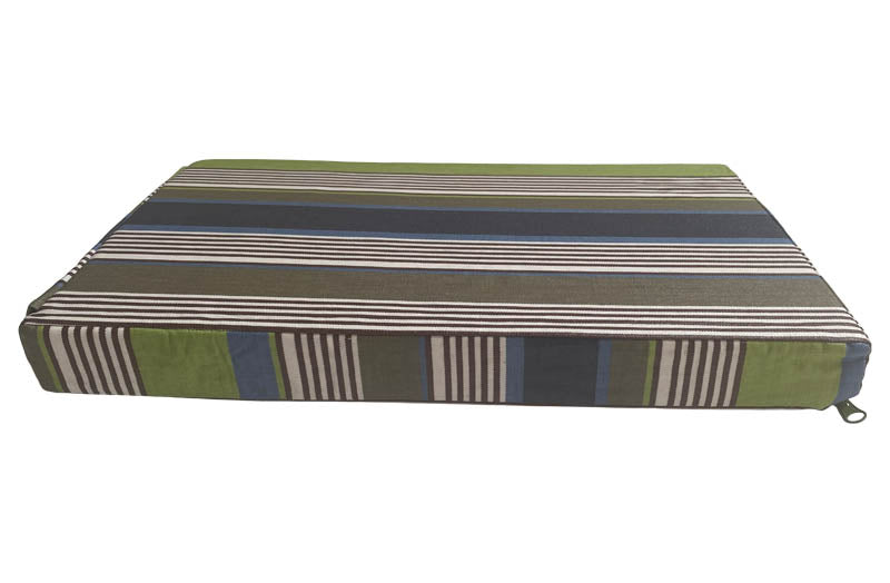 garden-kneeler-mat-navy-grey-stripe-bodyboarding-1h.jpg