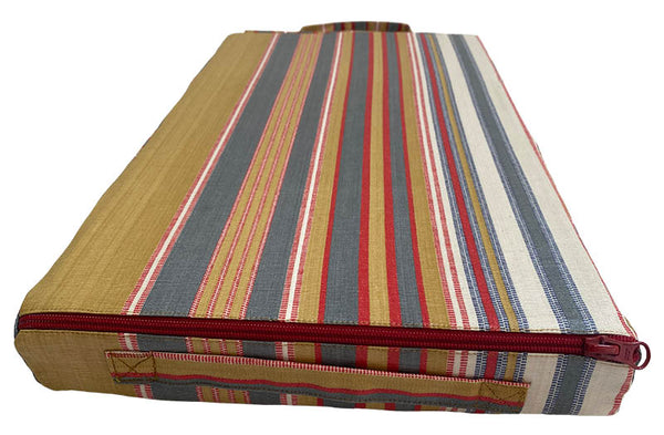 garden-kneeler-pad-removable-cover-grey-stripe-sculling.jpg