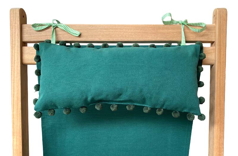 green-headrest-green-bobbles-on-deckchair.jpg