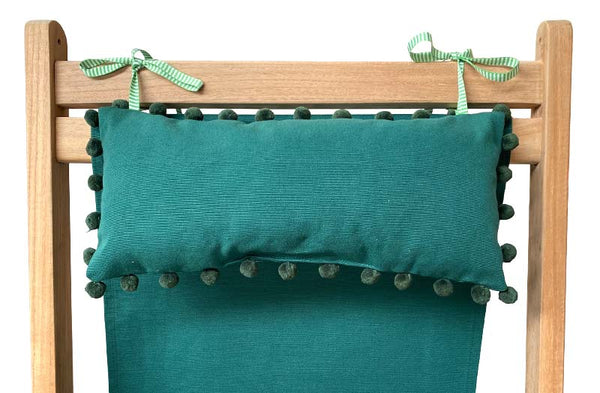 green-headrest-green-bobbles-on-deckchair.jpg