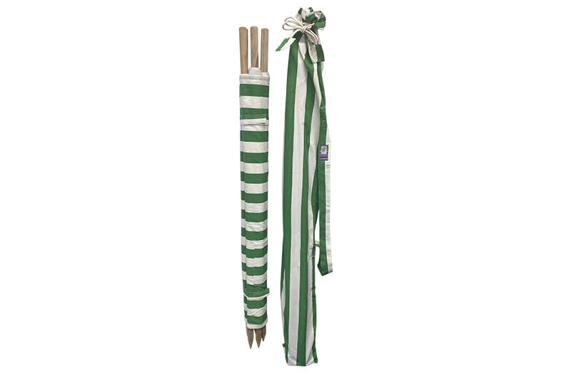 green-white-stripe-windbreak-with-teak-wooden-poles.jpg