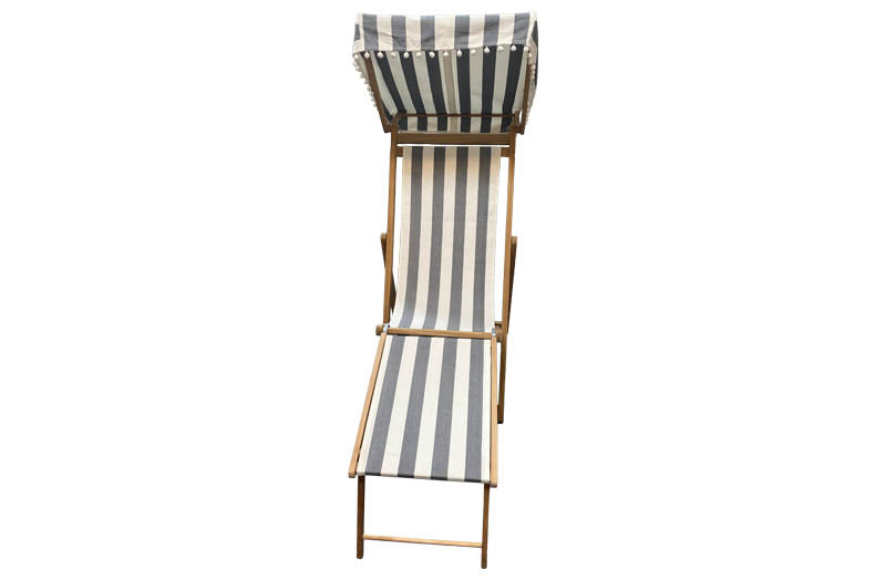 grey-white-stripe-edwardian-deckchair-hurdling-stripe-white-pompoms.jpg