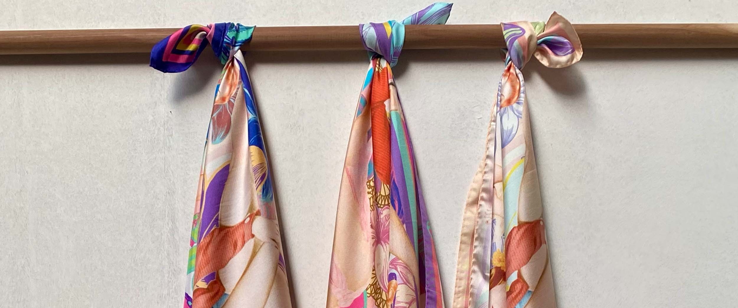 italian-silk-scarves-flower-ladies-IT.jpg