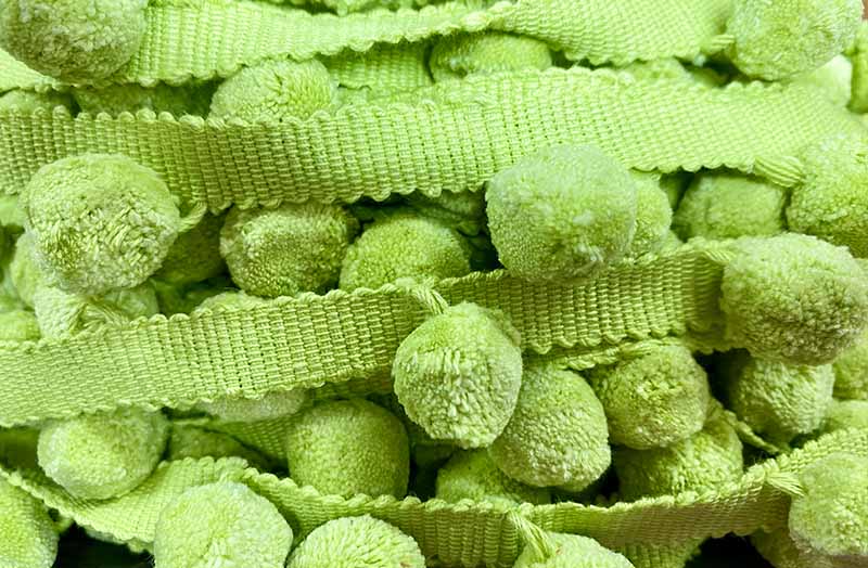 lime-green-bobble-fringe-lime-green-pompoms.jpg
