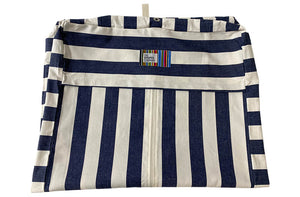 luxury-garment-hanger-navy-white-stripe-up.jpg