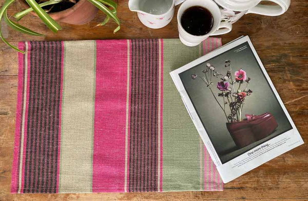 pink-green-beige-stripe-linen-placemats-rpsg-ls.jpg