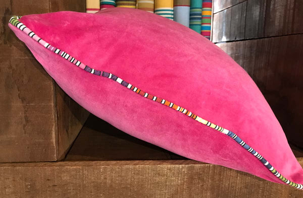 pink-velvet-cushion-stripe-piping-rhumba-40x40.jpg
