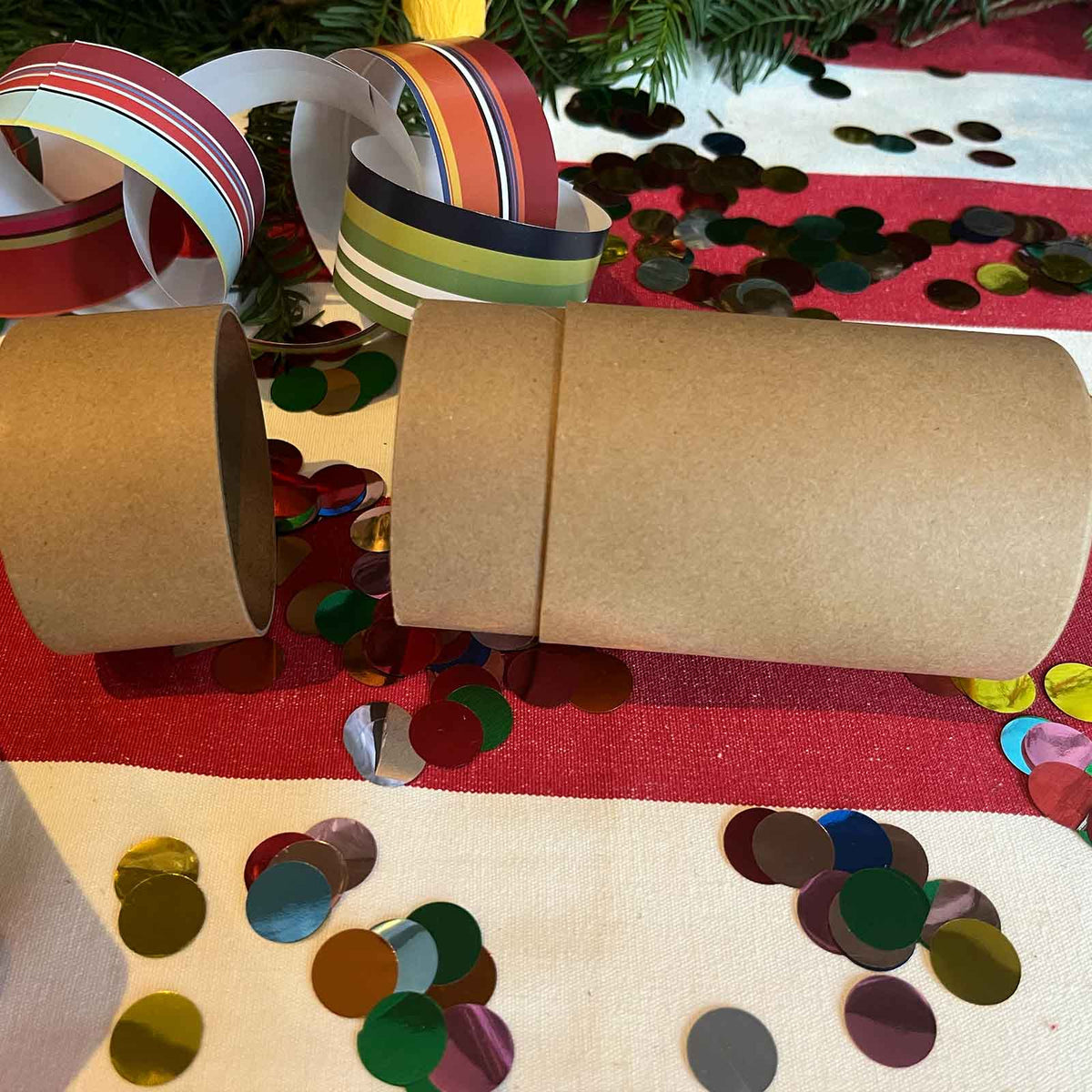 inner tube for refillable crackers