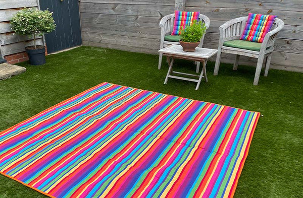 rummy-picnic-mat-seatpads-ls.jpg
