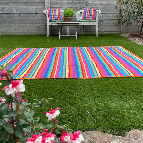 rummy-picnic-mat-seatpads-ls2-sq.jpg
