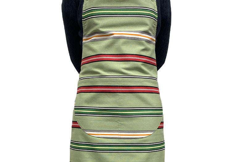 stripe-apron-clock-golf-stripe-close.jpg