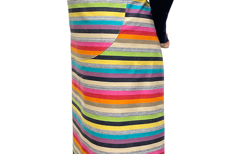 stripe-apron-rappelling-stripe-side-close.jpg