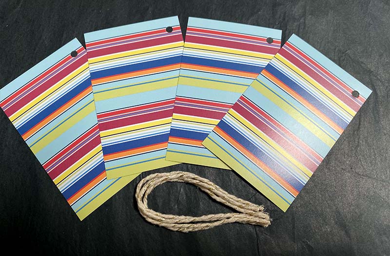 stripe-gift-tags-4-paragliding.jpg