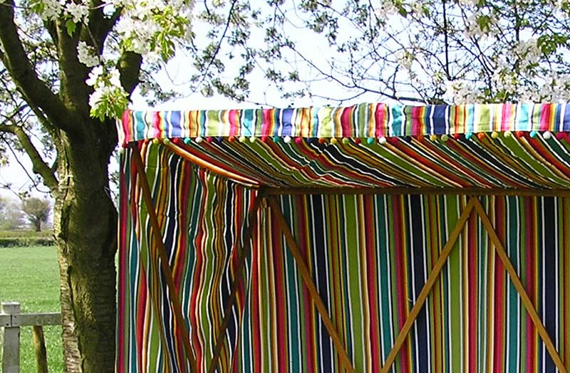 sun-shelter-multi-stripe-climbing-close.jpg