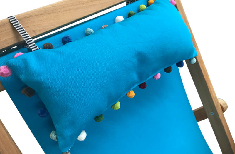 turquoise-deckchair-headrest-close.jpg