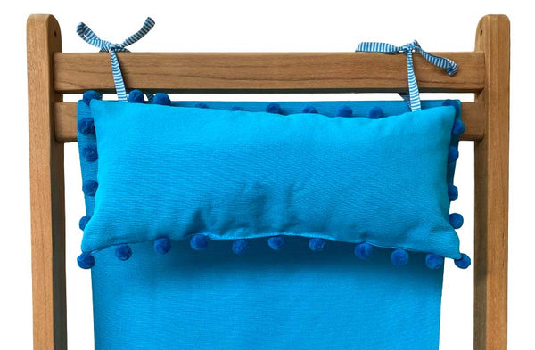 turquoise-headrest-turquoise-bobbles-on-deckchair.jpg