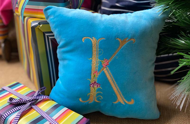 turquoise-velvet-alphabet-cushion-K-ls-xmas.jpg