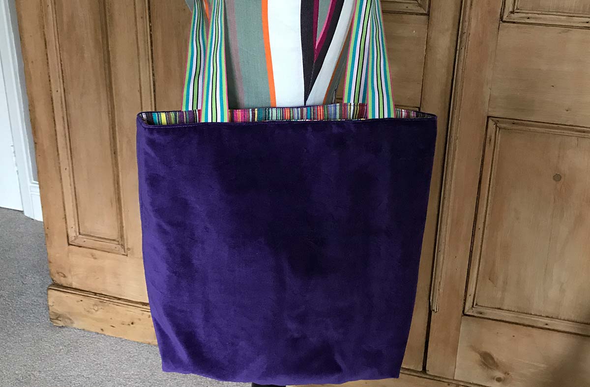 The Purple Sack - Pearlicious Velvet Embroidered Bag