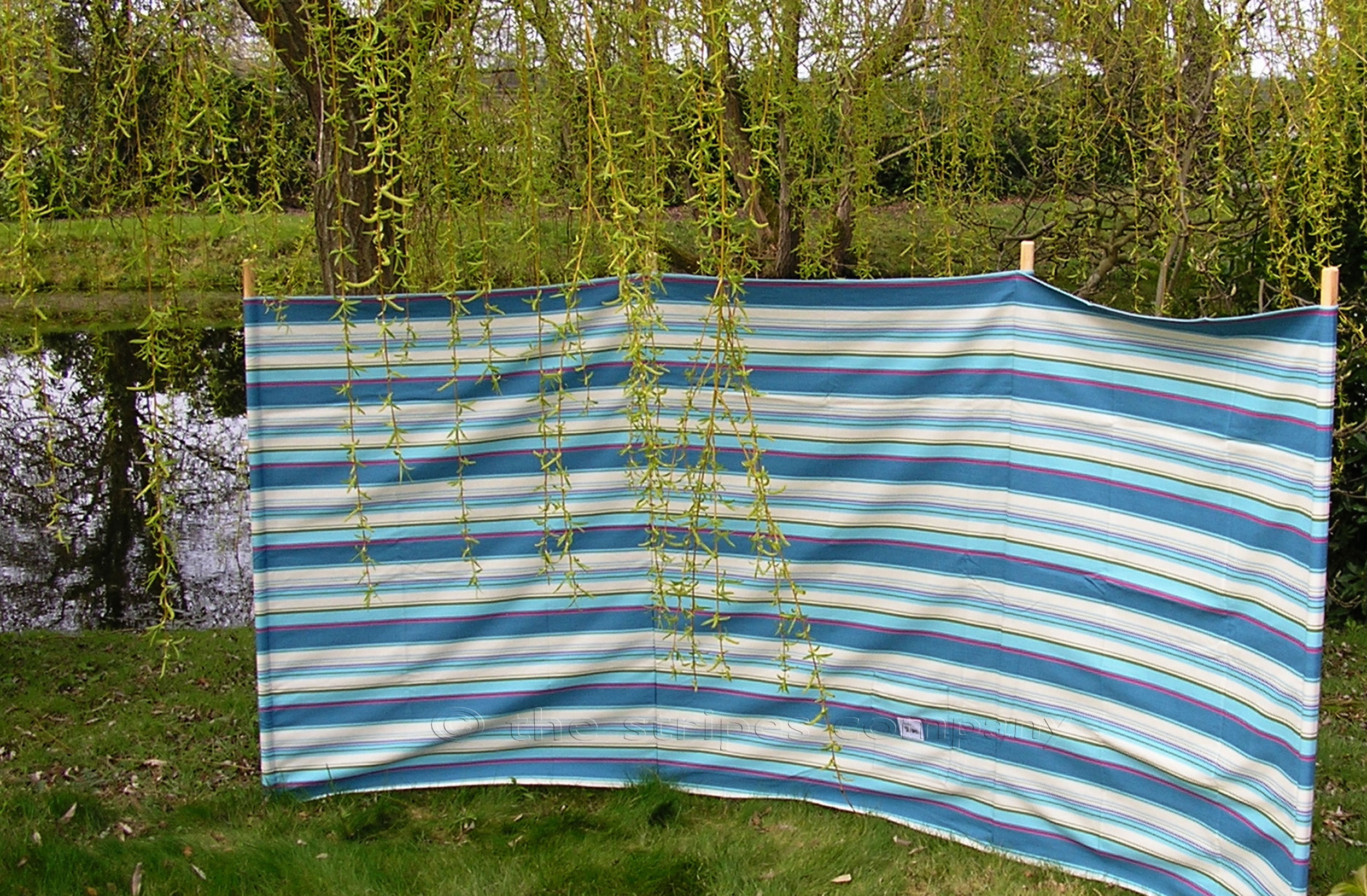 Sailing Blue Striped Windbreak with 4 poles - The Stripes Company